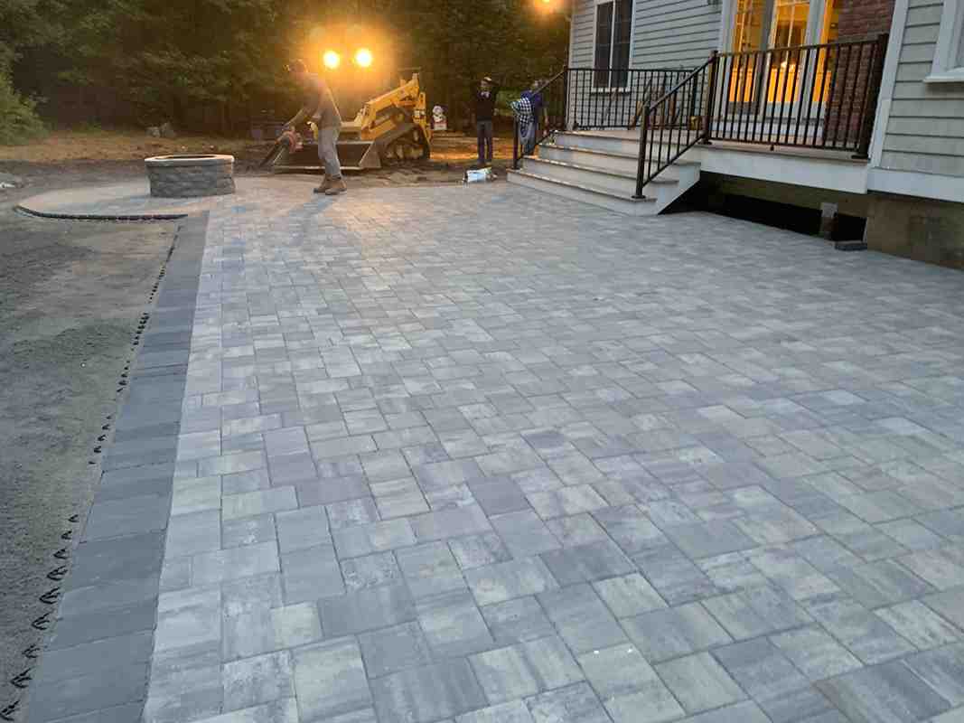 Expert Commercial Hardscape Contractors: A List of the Best Expert Commercial Hardscape Contractors: A List of the Best